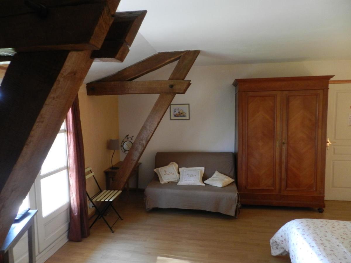 La Ferme Montplaisir Hotell Montesquieu-Volvestre Exteriör bild