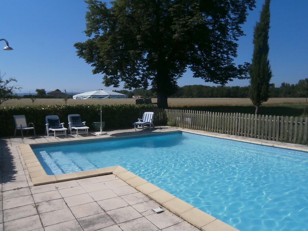 La Ferme Montplaisir Hotell Montesquieu-Volvestre Rum bild